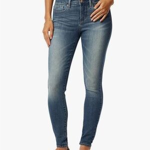 Levi Strauss Gold Standard Totally Shaping Skinny Jeans, Size 8, Like-New!